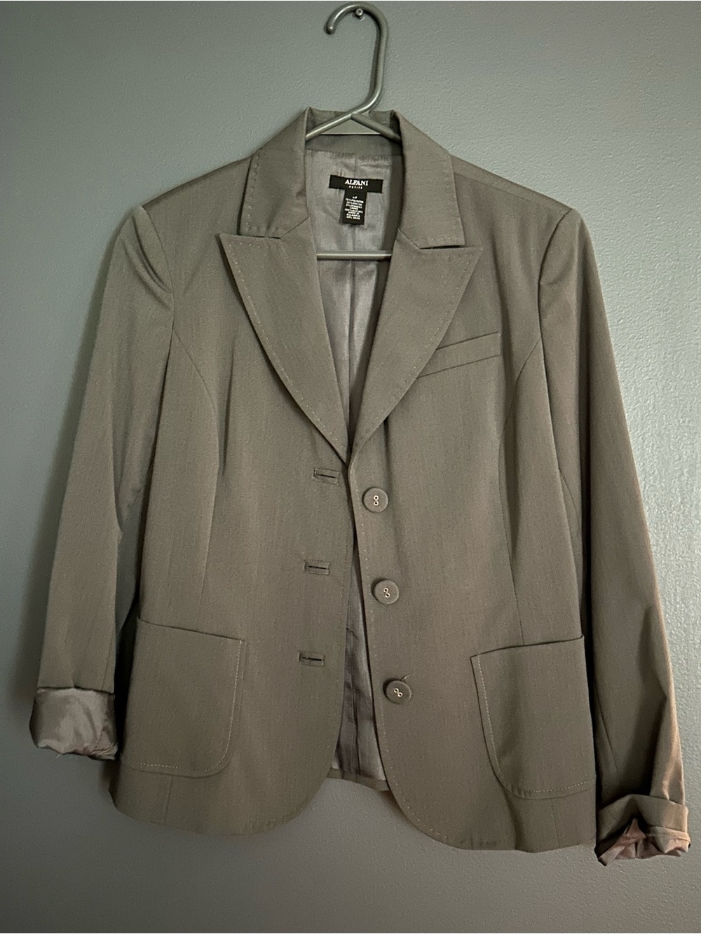 Alfani Women's Taupe Gray Three-Button Blazer
